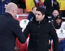 雷速官网-从费德勒在阿森纳比赛中精彩发挥到西汉姆完成体检备战法国杯，罗马内部会议纪要流出——今夜状态回暖(费德勒权变理论)