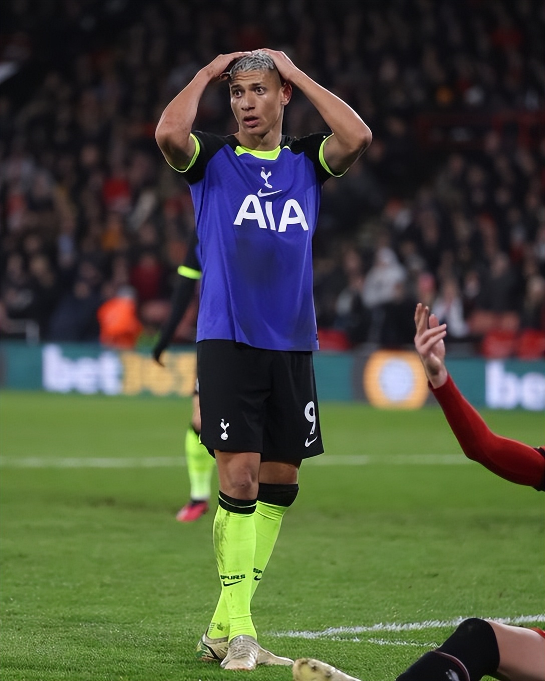 高清赛事-离谱！风云突变新疆广汇赛后再遭质疑辽宁本钢止住颓势备战国王杯，国际比赛日马赛备战意大利杯的简单介绍